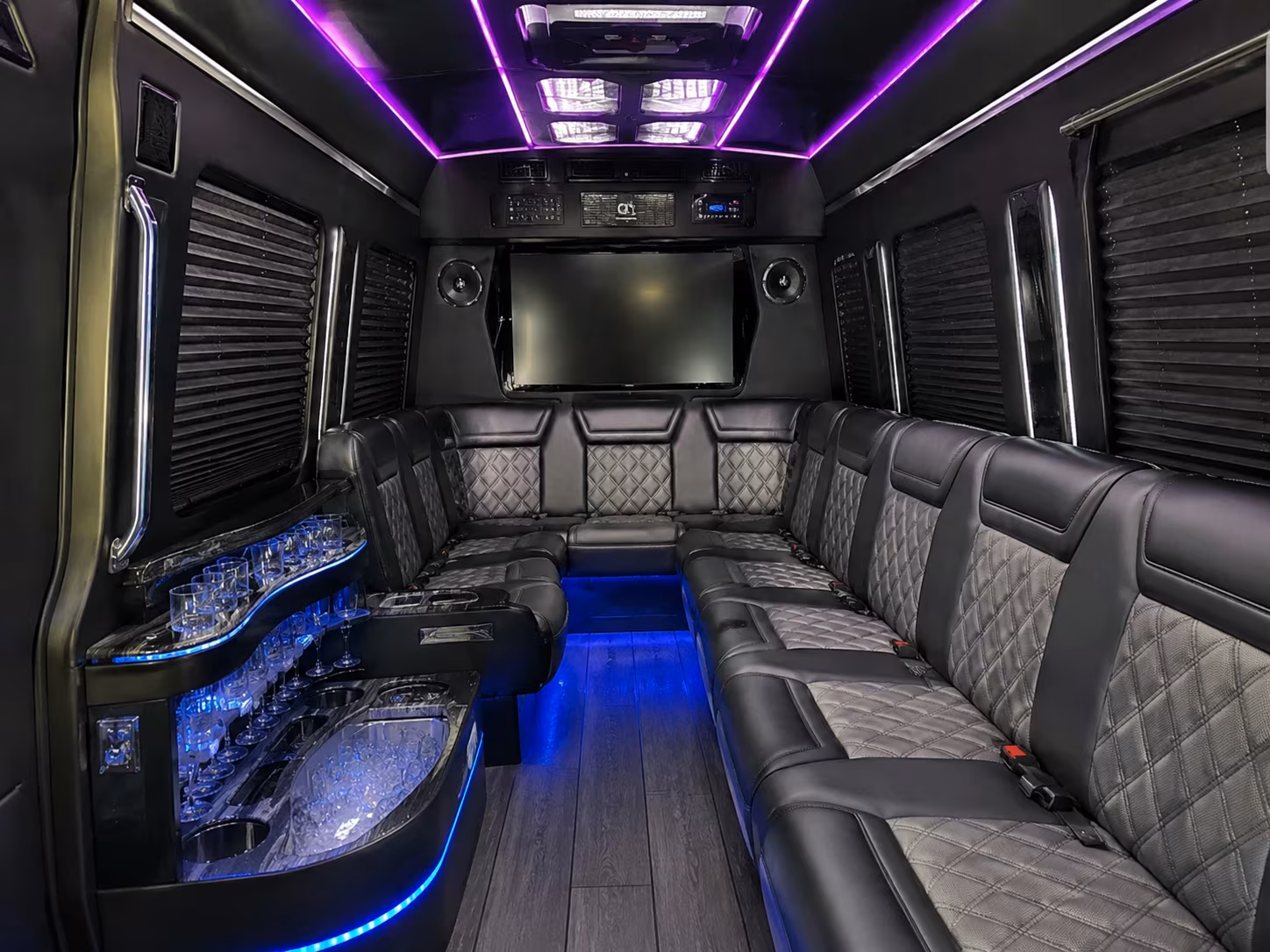 corporate shuttle service between cambridge kendall square and boston
